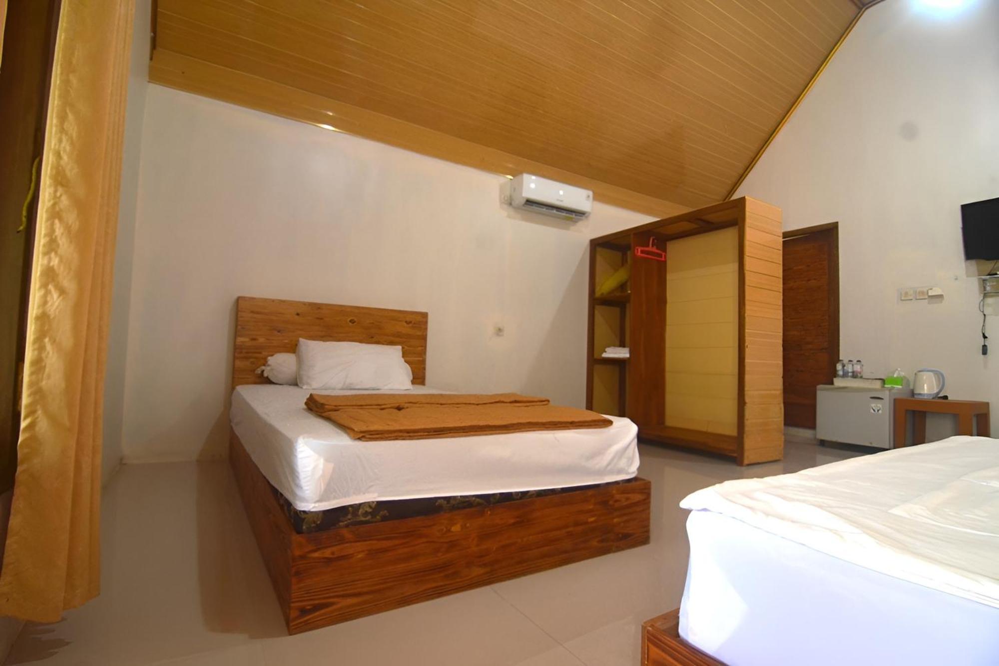 Villa Kopiori Yogyakarta Bagian luar foto