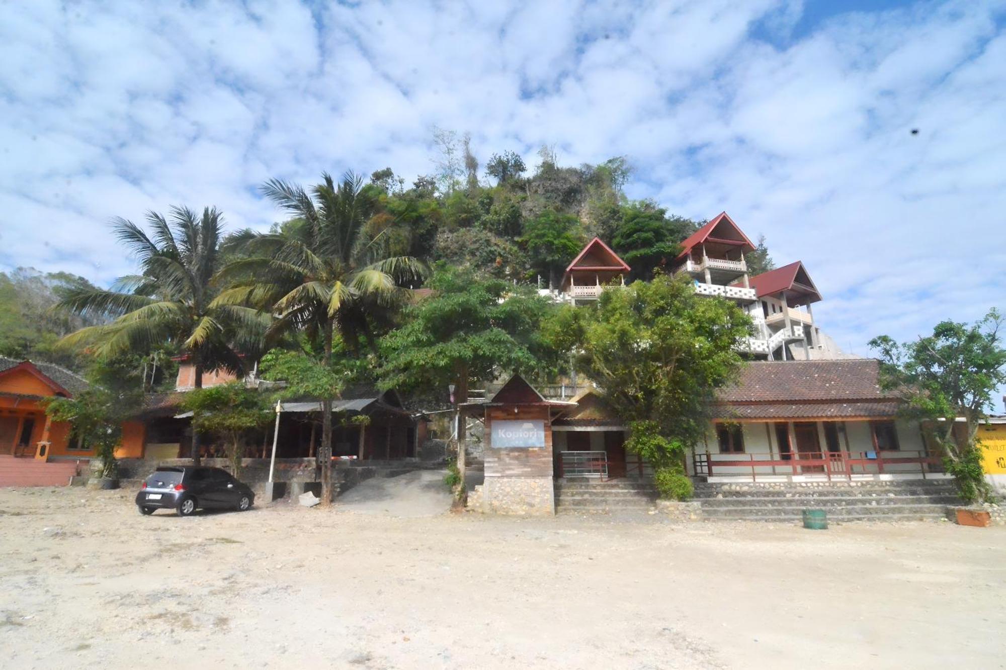 Villa Kopiori Yogyakarta Bagian luar foto
