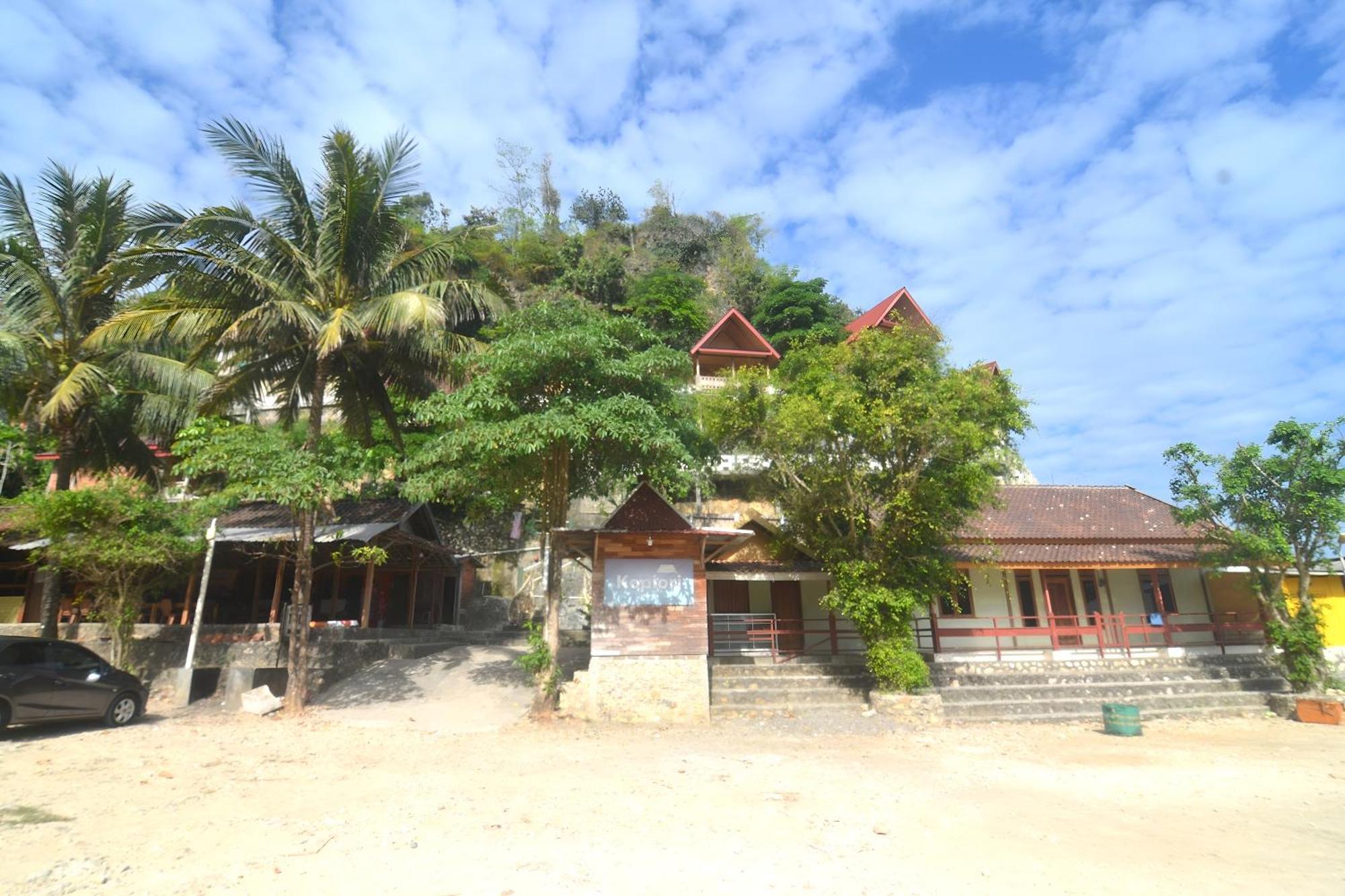 Villa Kopiori Yogyakarta Bagian luar foto